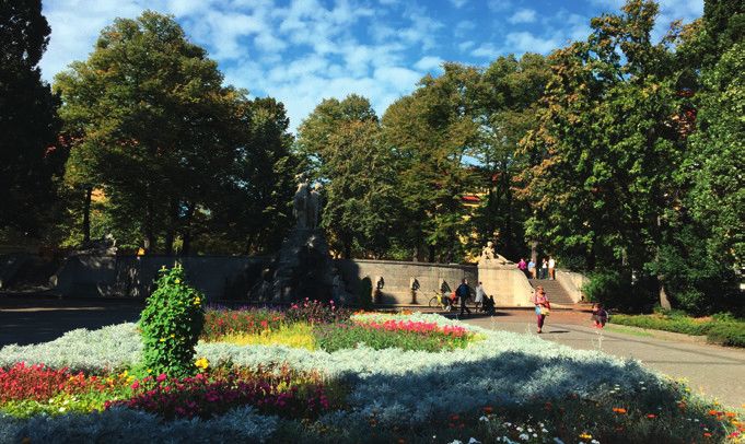 Der Mittelpunkt des Rheingau-Viertels: Der Rüdesheimer Platz (Bild: Heike Kröger)