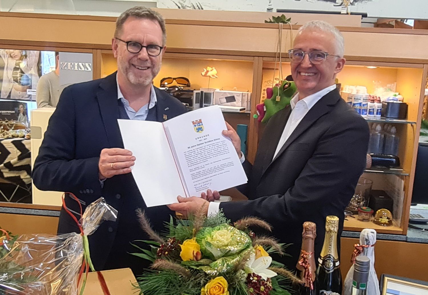 Optiker Schäfers Söhne KG wird 90 Jahre
