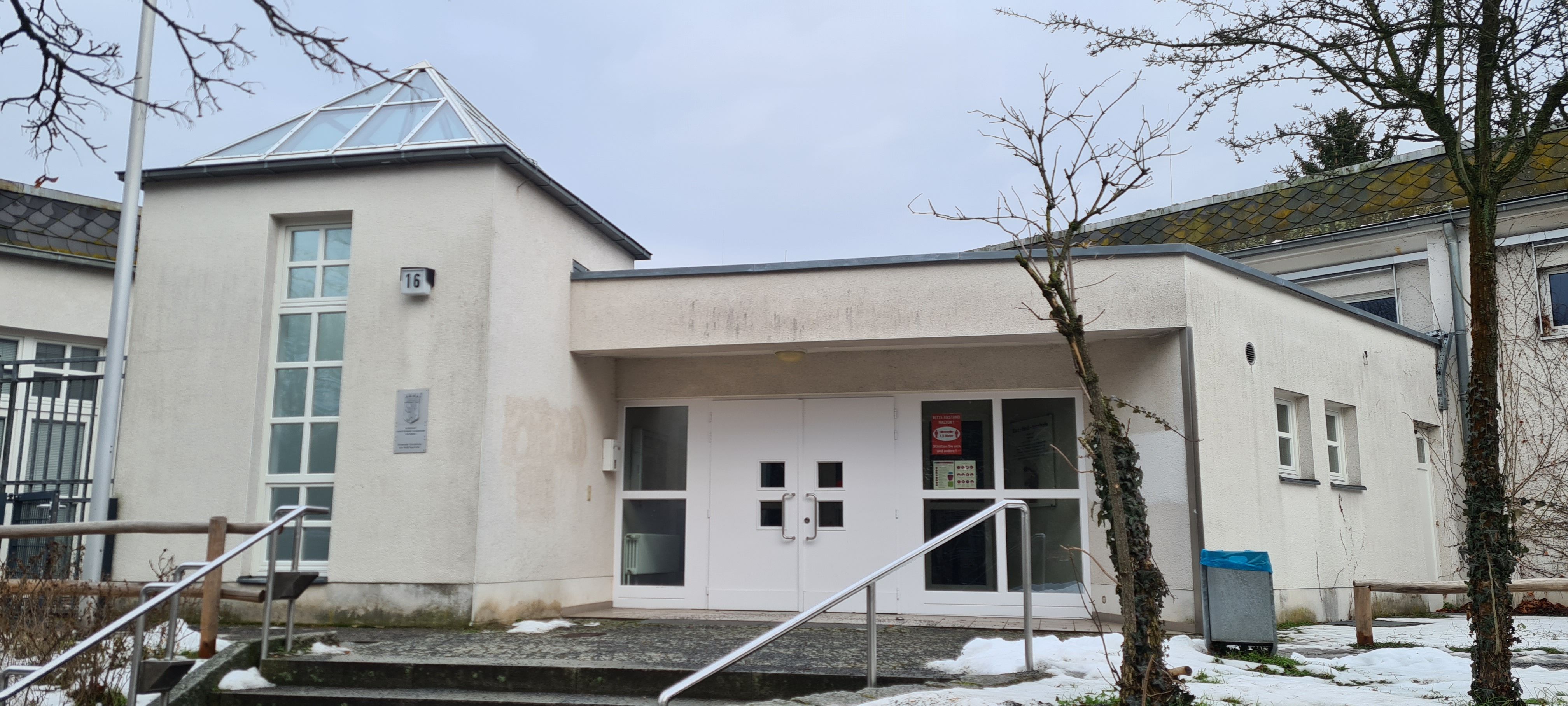 Kurt-Weiß-Sporthalle