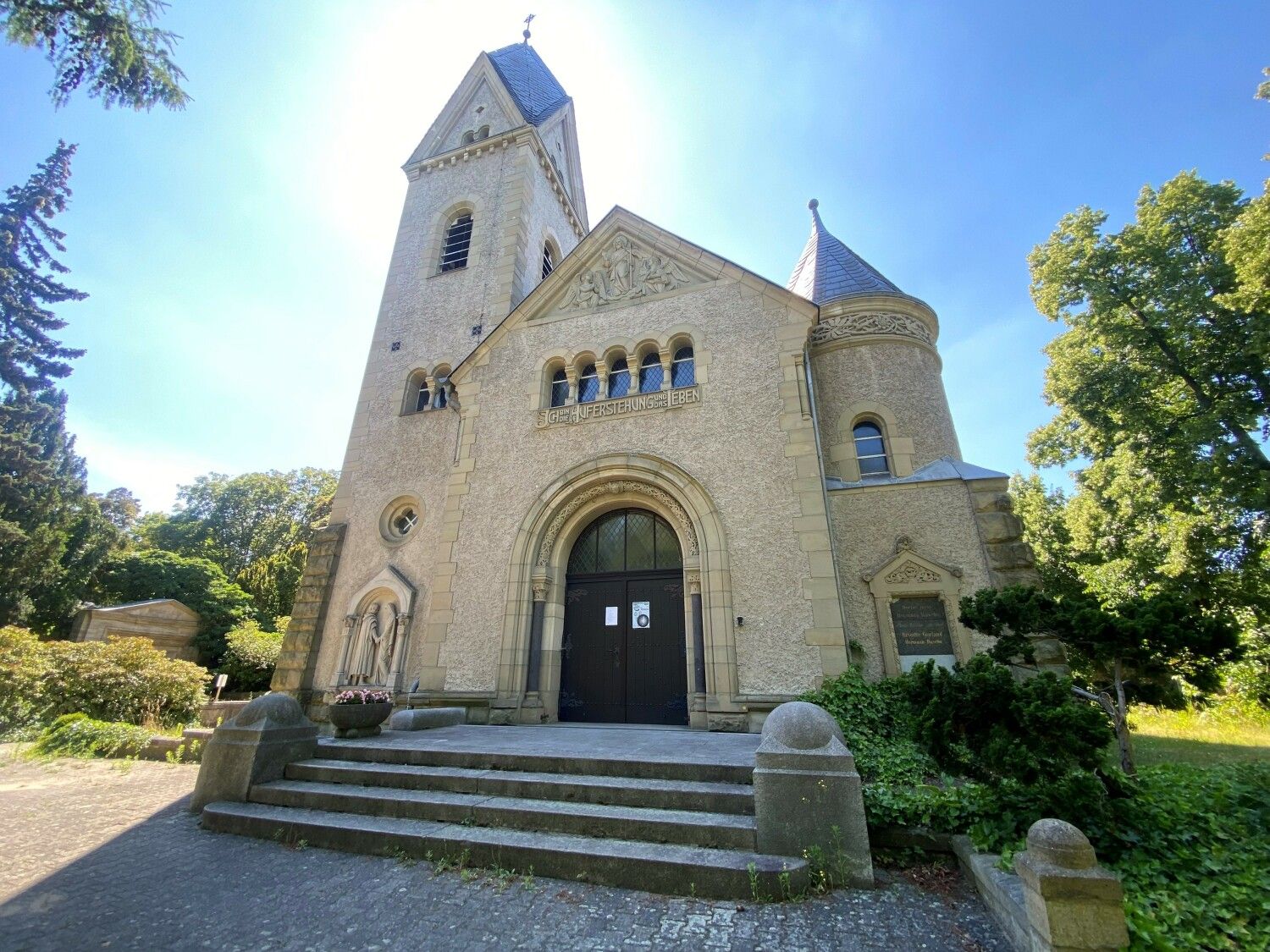 kaiser_wilhelm_gedaechtnis_friedhof-kapelle