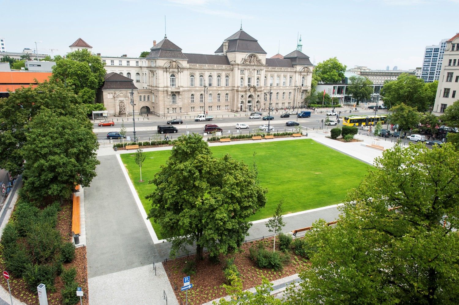 Der Steinplatz von oben.