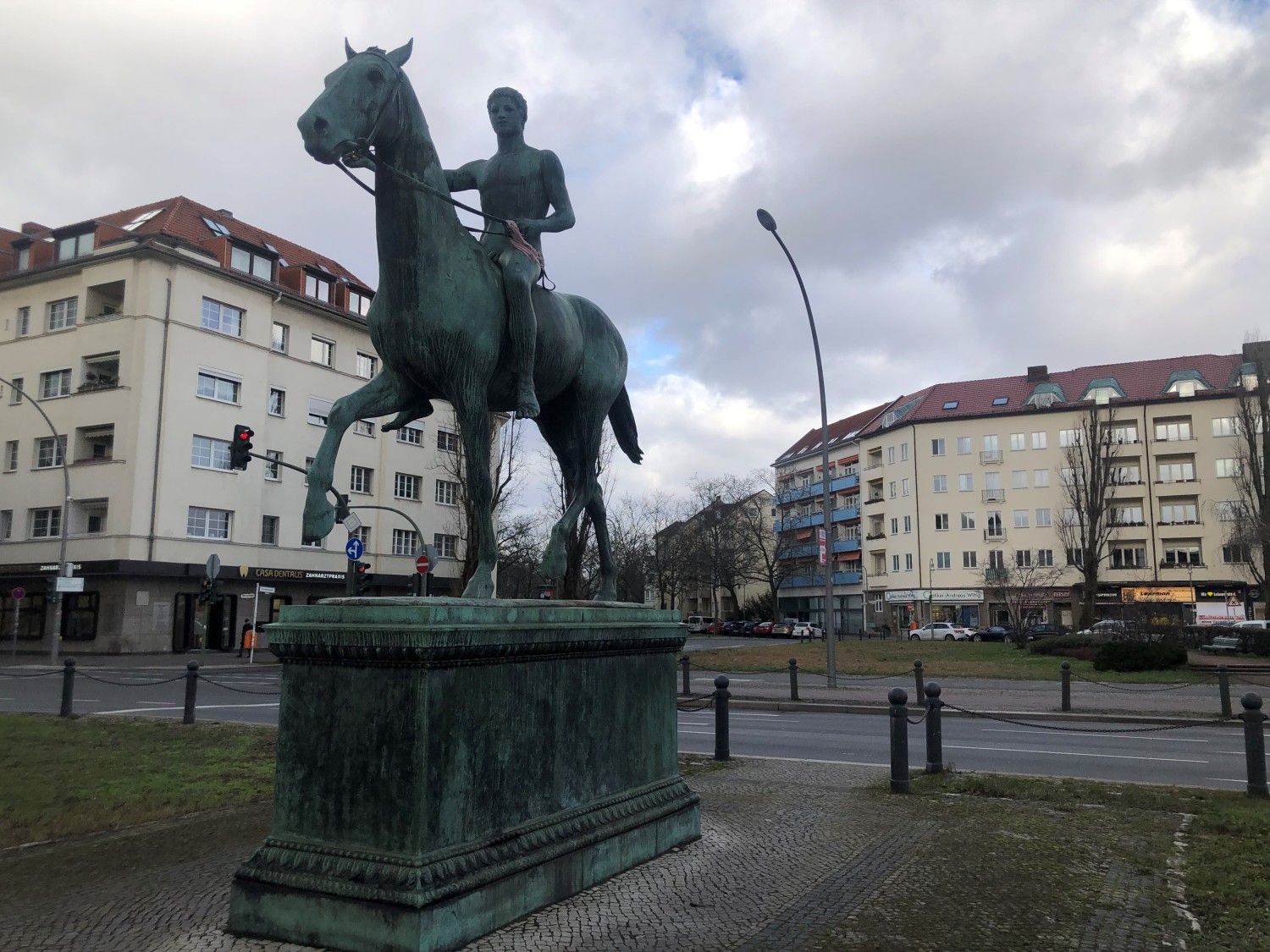 Steubenplatz mit dem "Sieger"