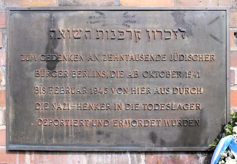 Ehemalige Gedenktafel Bahnhof Grunewald