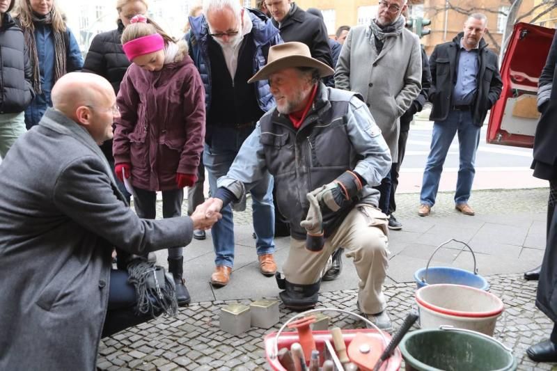 Stolpersteinverlegung Harpuder