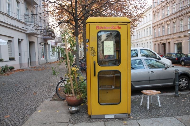 Bücherzelle, Seelingstraße 22 im Klausenerplatz-Kiez