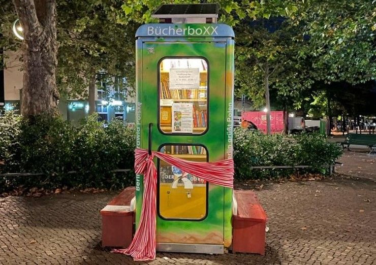 Bücherbox Halensee (gerade)