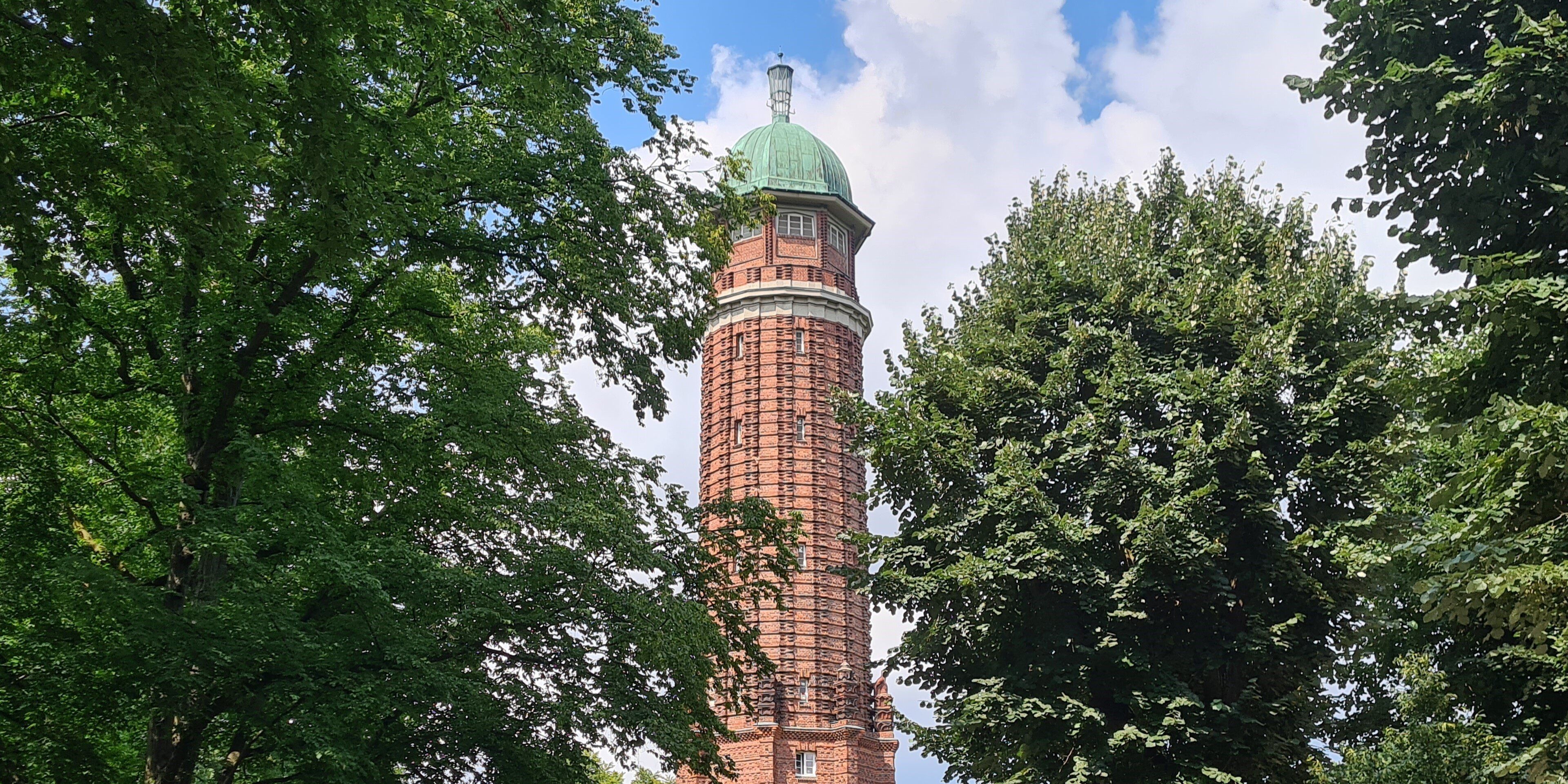 Der Wasserturm im Jungfernheide-Park