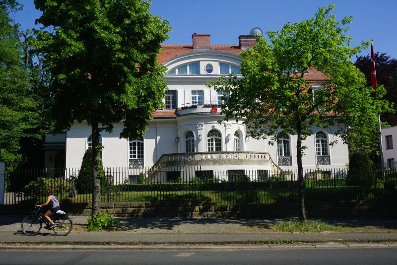 Residenz des türkischen Botschafters, Koenigsallee 64, Kiezspaziergang 09.06.2018 (Bild: BA, VIZ)
