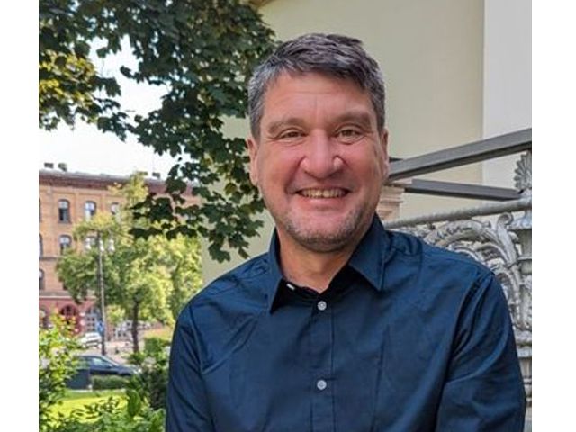 Cem Gömüsay neu