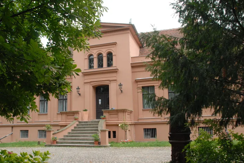 Vorderfront vom Gründerzeitmuseum, Gutshaus Mahlsdorf