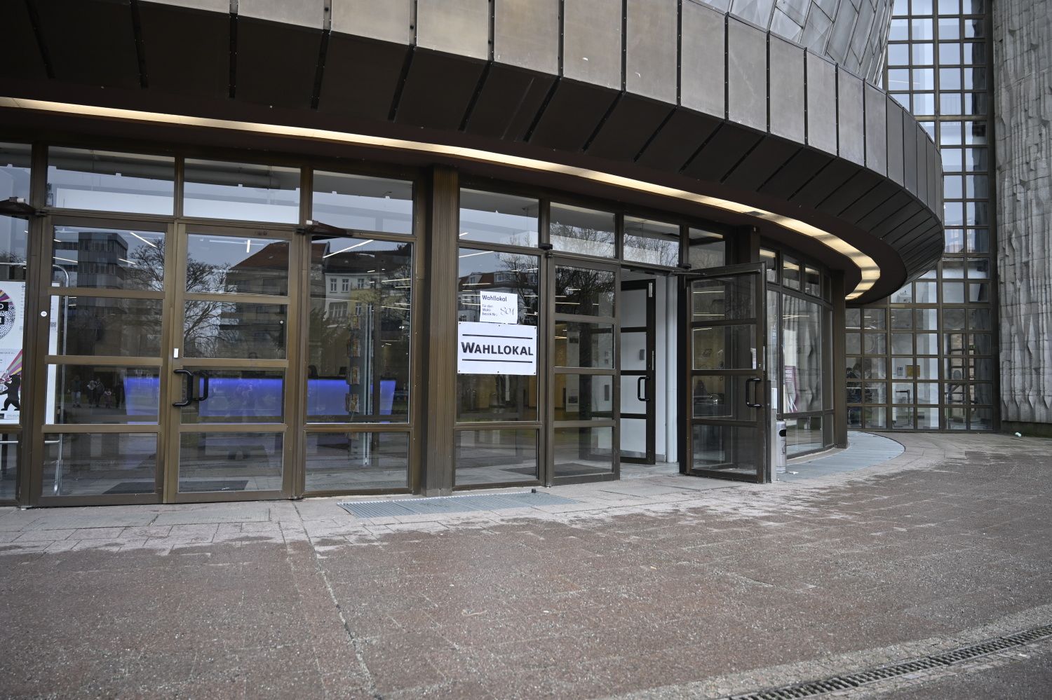 Bild eines Wahllokals in Pankow