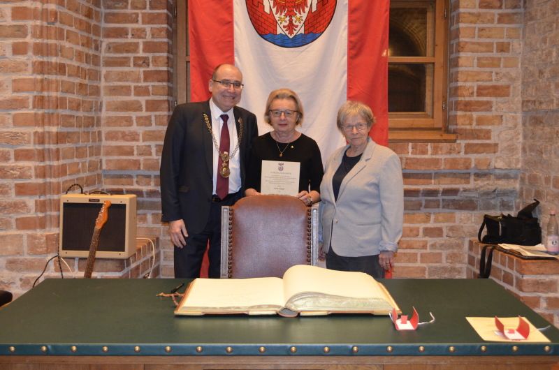 Spandauer Ehrennadel 2019-Hanke, Krüger. Schiller
