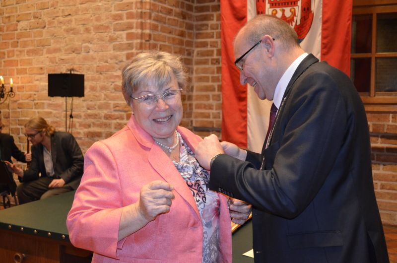Spandauer Ehrennadel 2019_Roswitha Büch, Gerhard Hanke