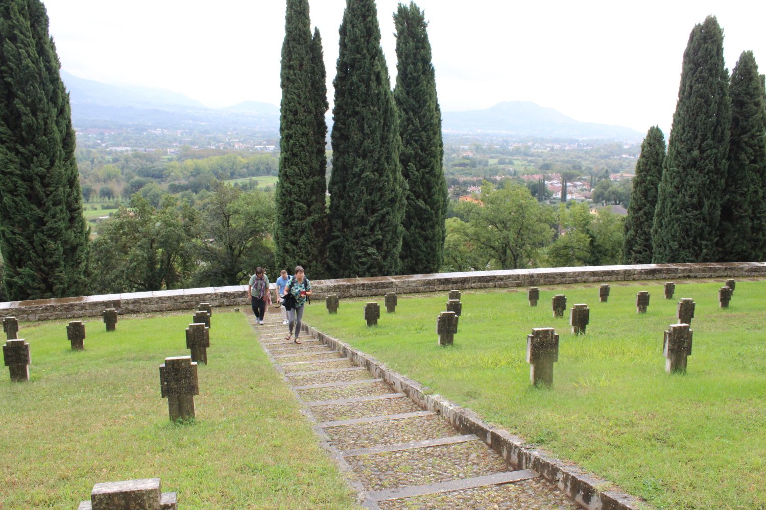 Besuch des deutschen Soldatenfriedhofs, Cassino