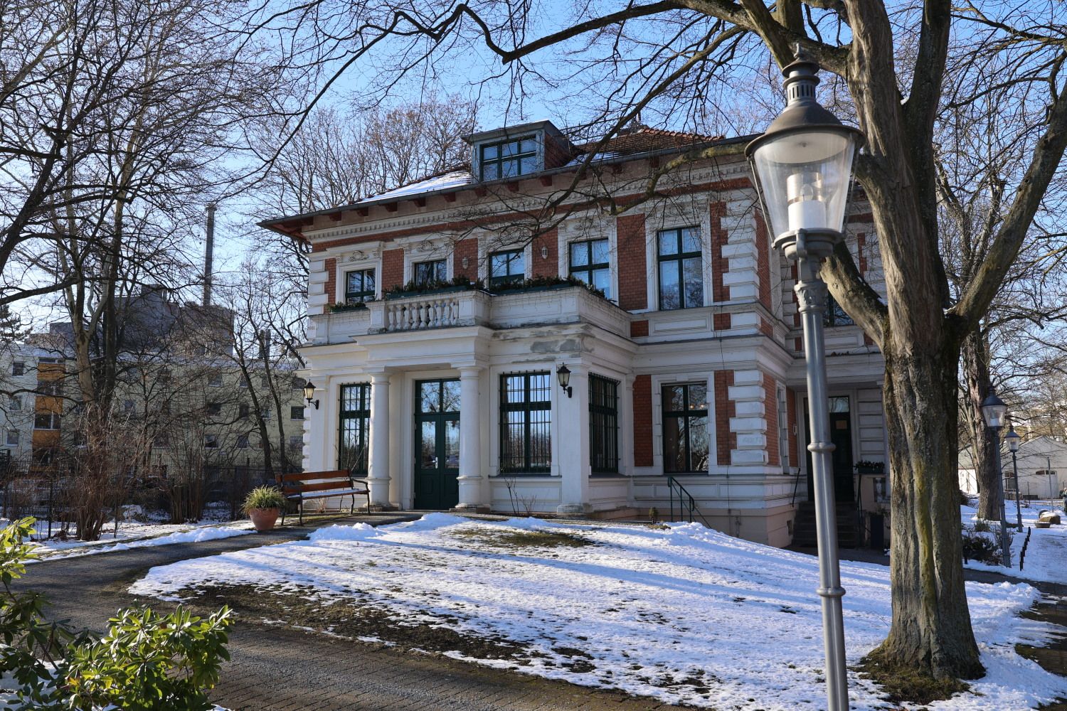 Winterliche Stimmung im Februar 2025: Kommunikationszentrum am Ostpreußendamm