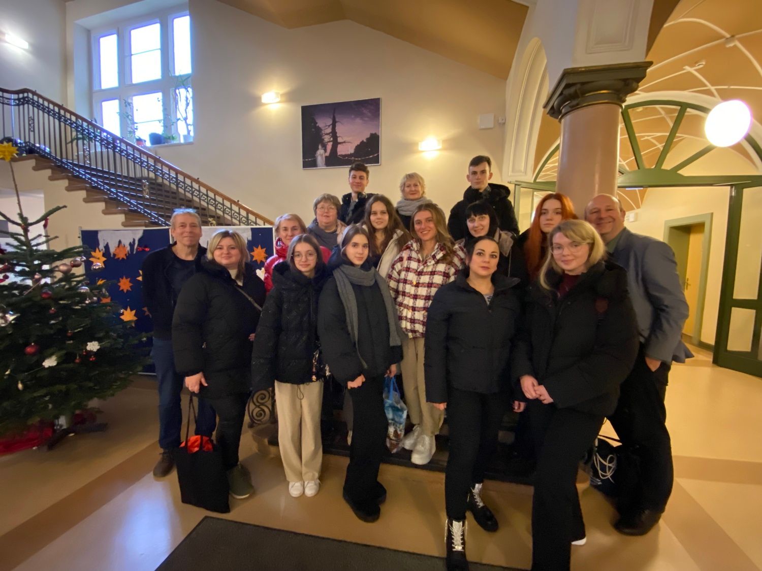 6. Dezember 2024: Schülerdelegation aus Charkiw (Ukraine) besucht die Königin-Luise-Stiftung in Berlin-Dahlem
