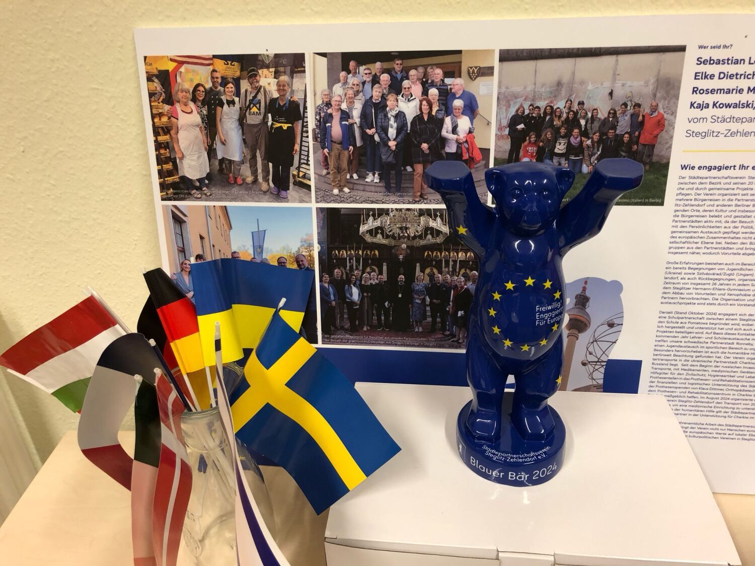 Blaue Trophäe für den Städtepartnerschaftsverein, verliehen am 5. Dezember 2024