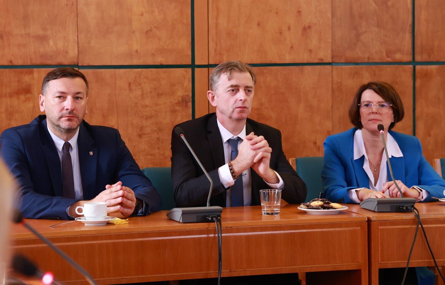 25. Oktober 2024 im Alten BVV-Saal: Die von Bürgermeister Wieslaw Pardyka (links) angeführte Delegation aus Naleczów