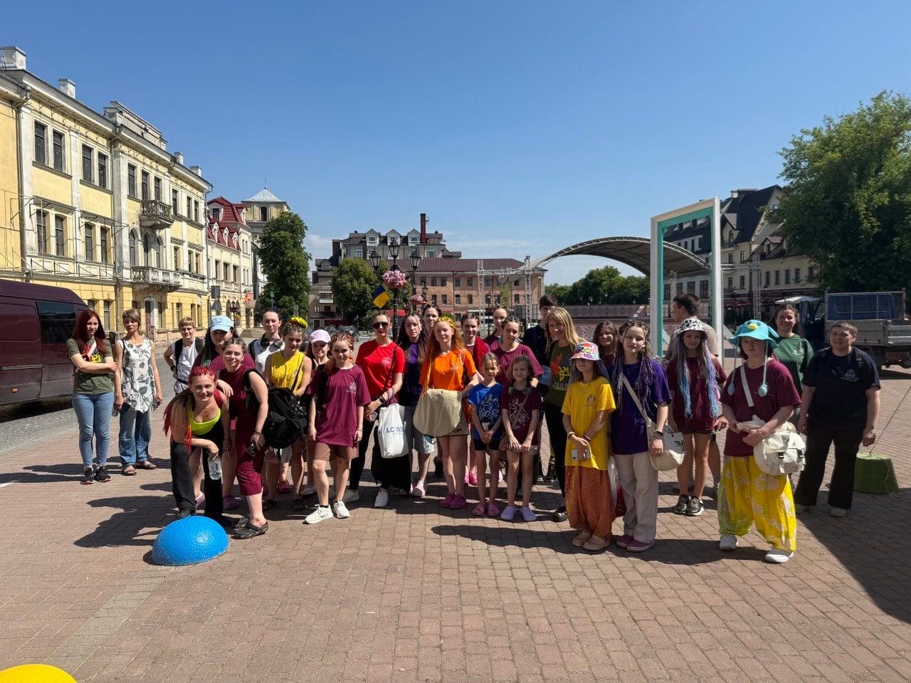 Ensemble der Kinder- und Jugendtanzgruppe ARiRa