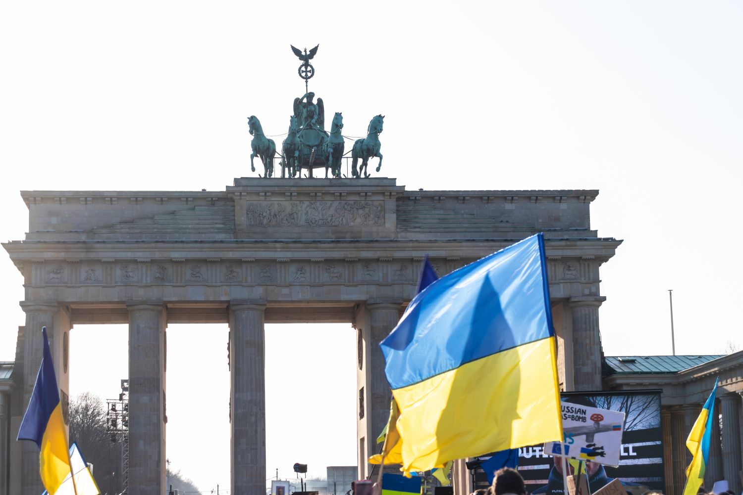 Demo gegen den Ukraine-Krieg vor dem Brandenburger Tor