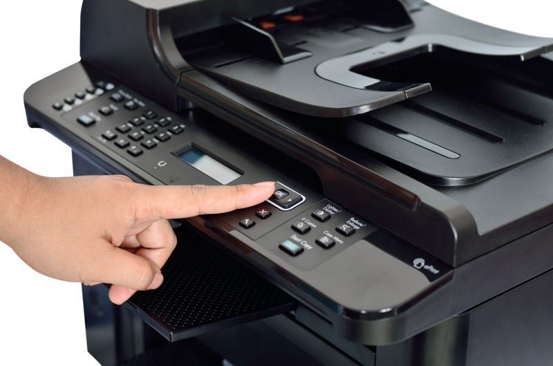 Multifunktionsdrucker mit Finger