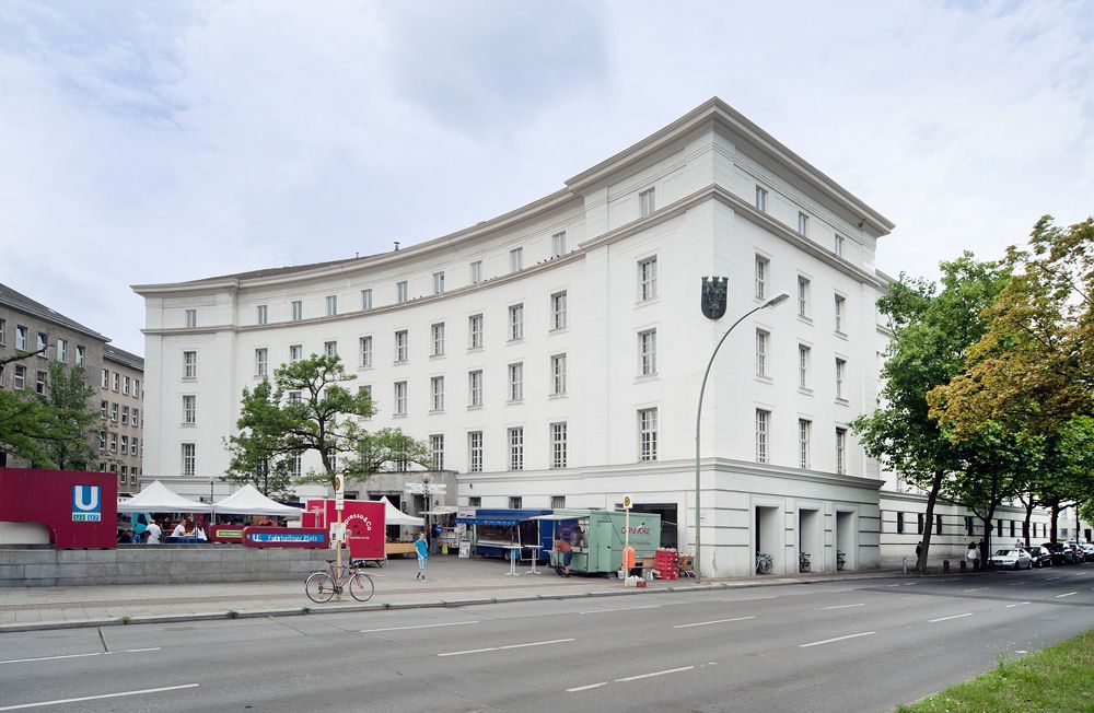 Lancaster House, Fehrbelliner Platz 4