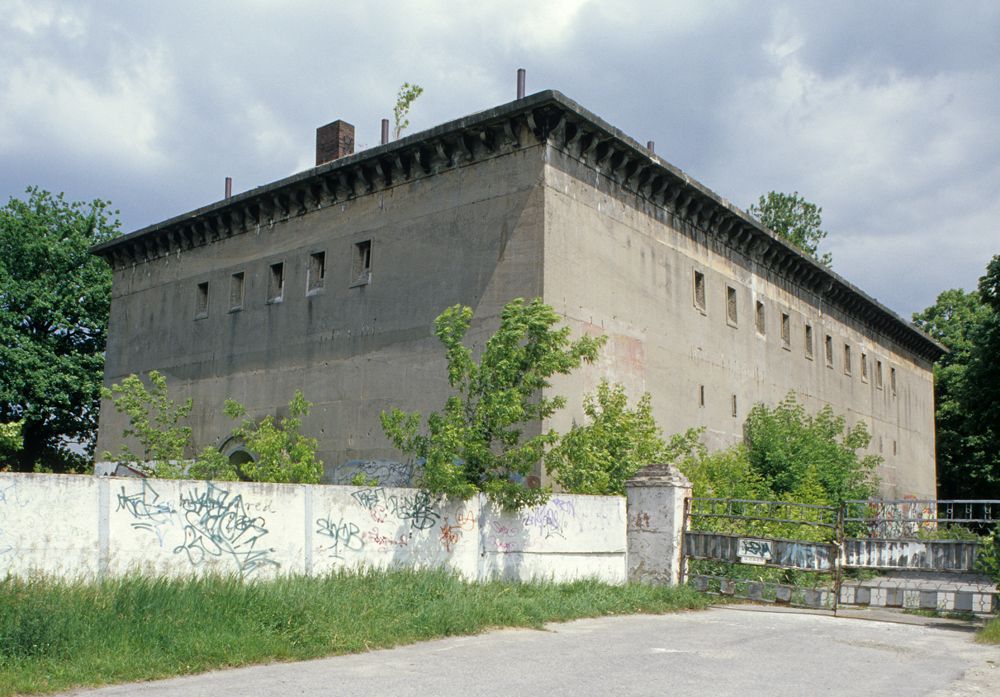 Ehem. Pionierschule I, Hochbunker
