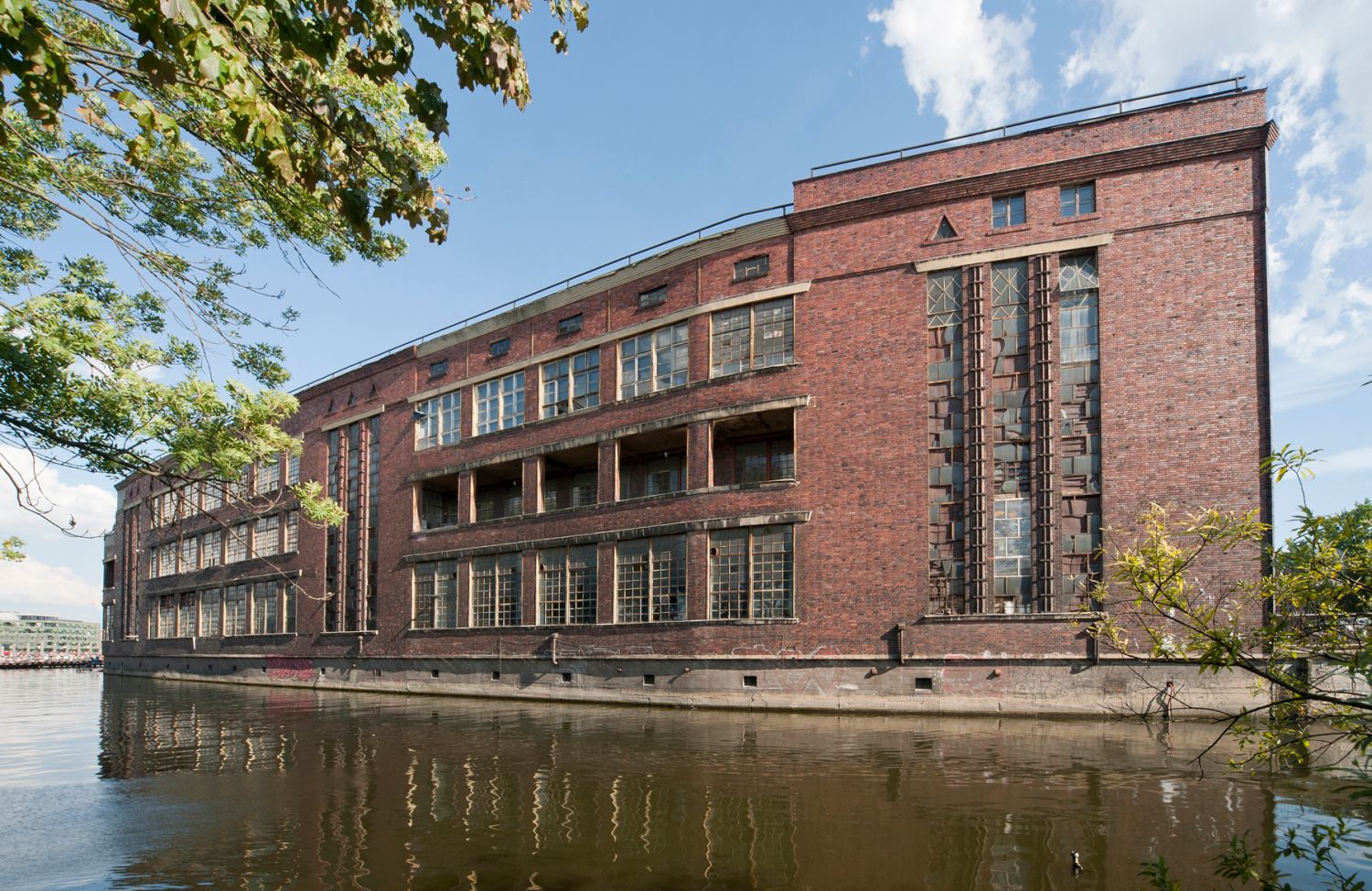Umgebautes Werkstattgebäude am Flutgraben