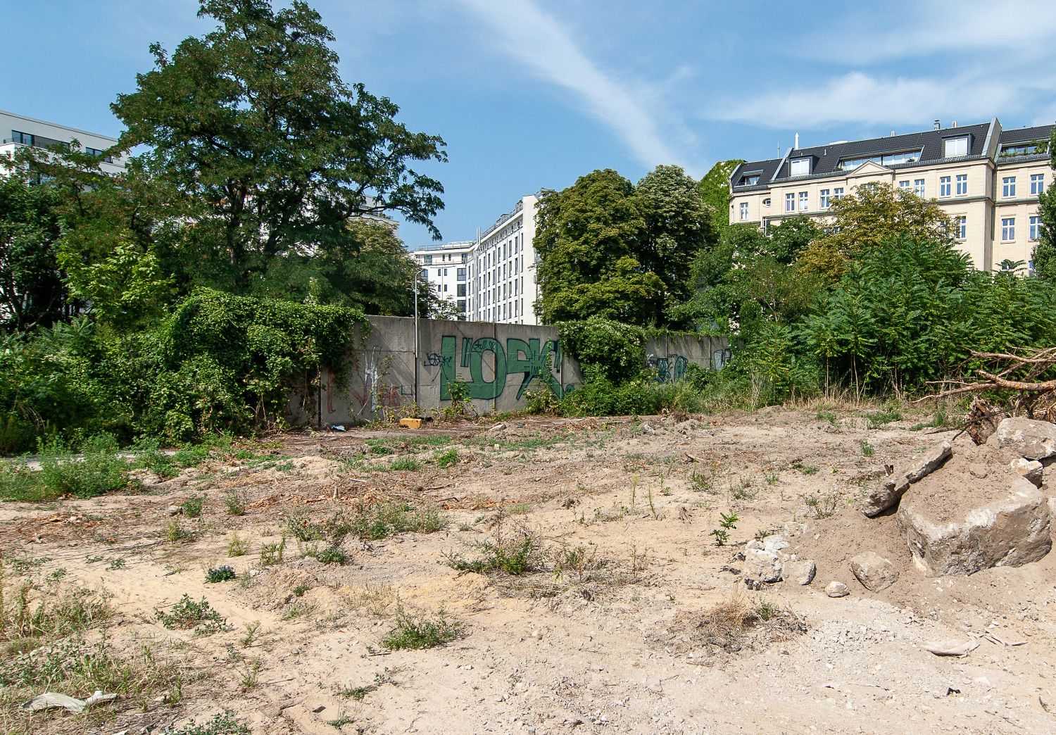 Vorfeldsicherungsmauer an der Ida-von-Arnim-Straße
