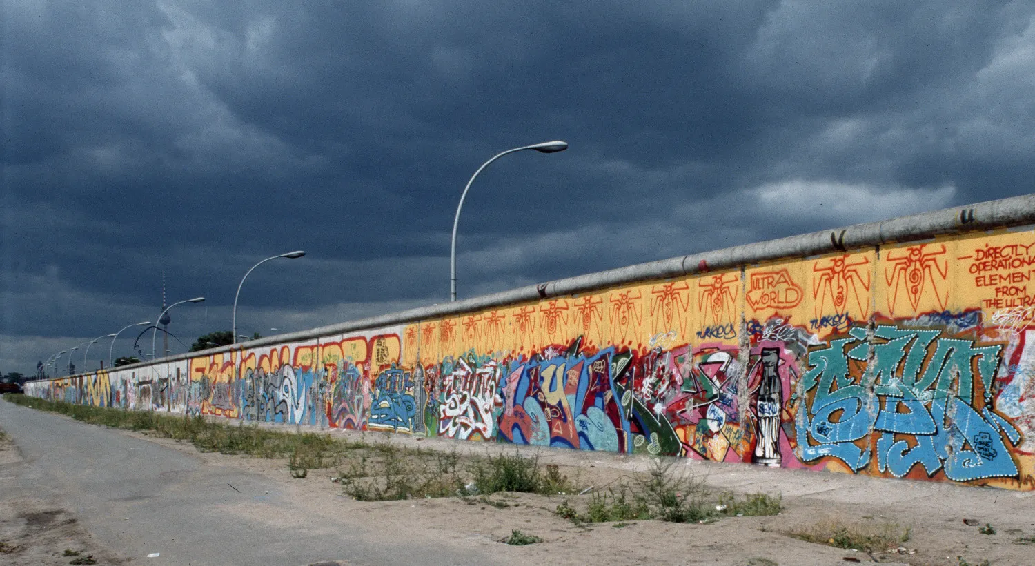 Hinterland wall along the Mühlenstraße