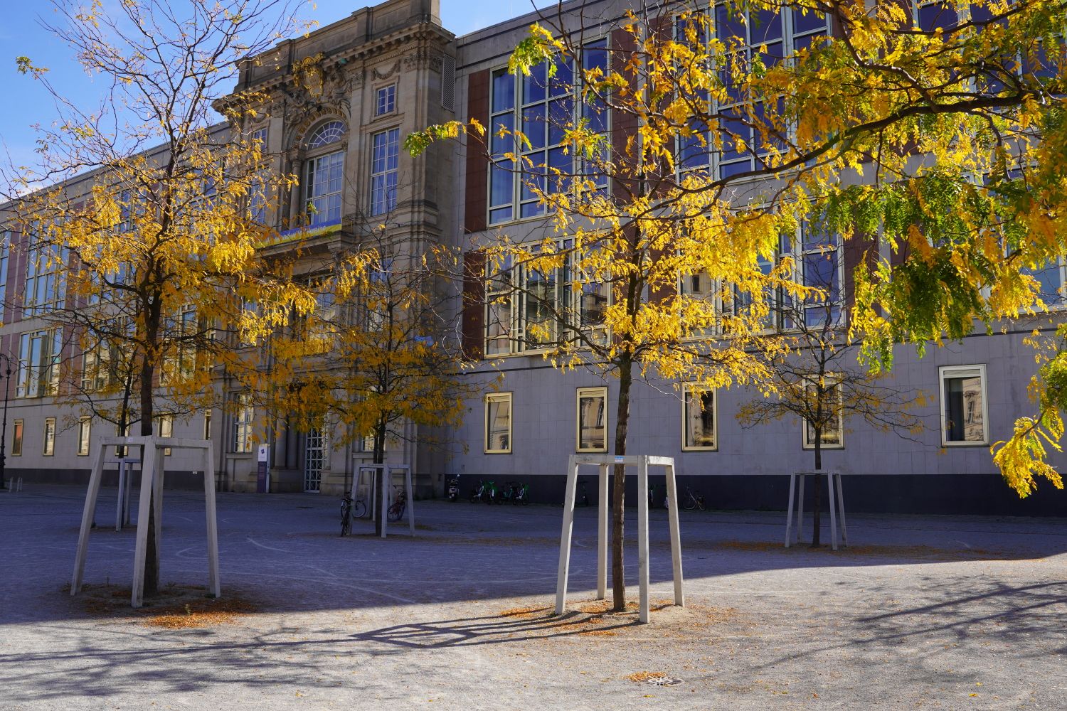 suedlicher-schlossplatz-_22_.jpg