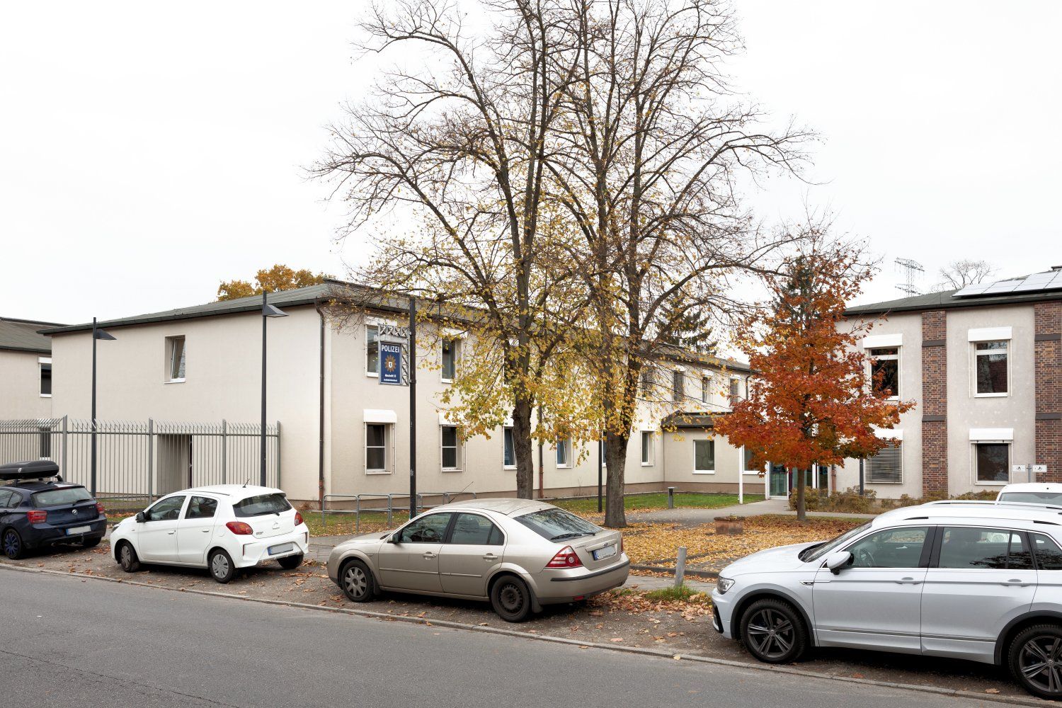 Abschnittsgebäude A 33