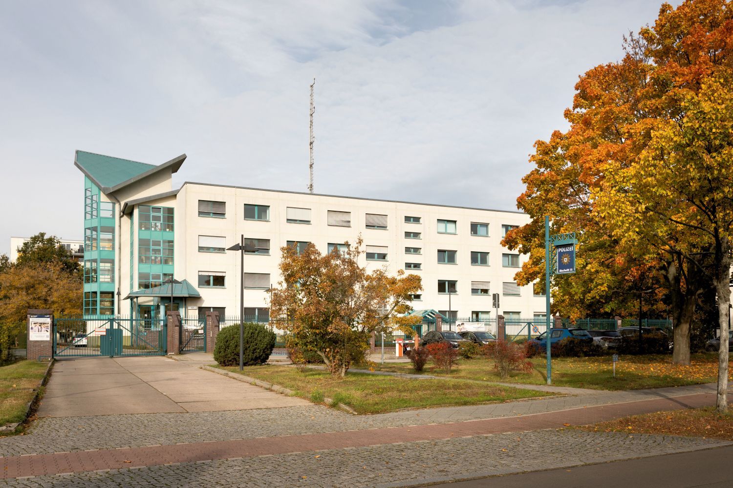 Abschnittsgebäude A 35