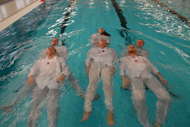 Schwimmen und Retten