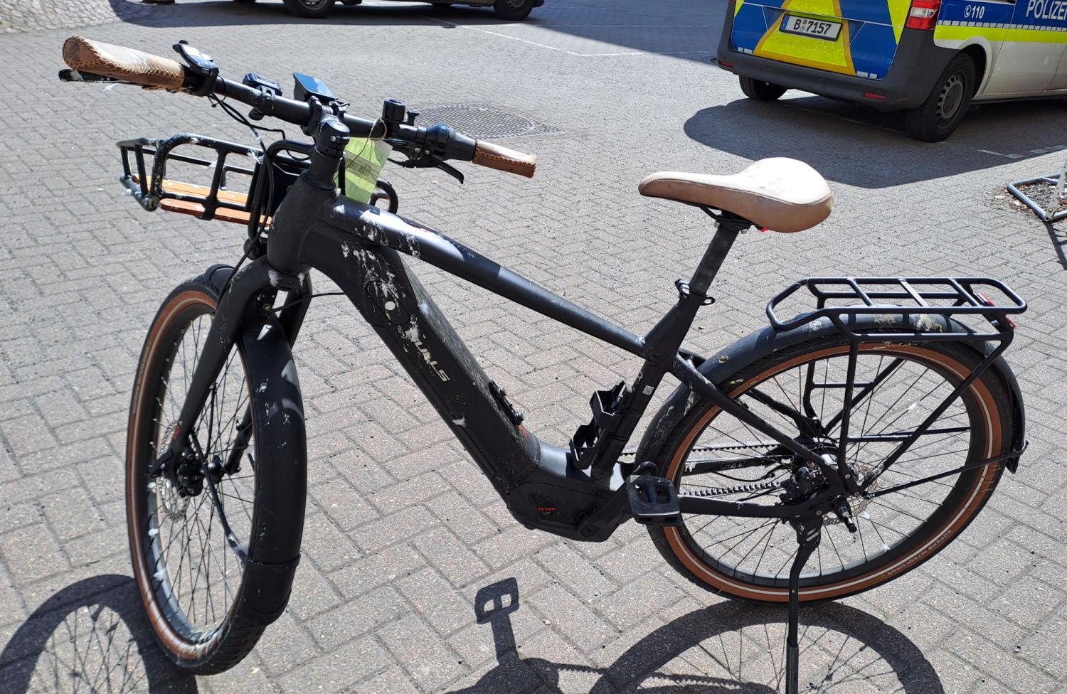 Schwarzes E-Bike