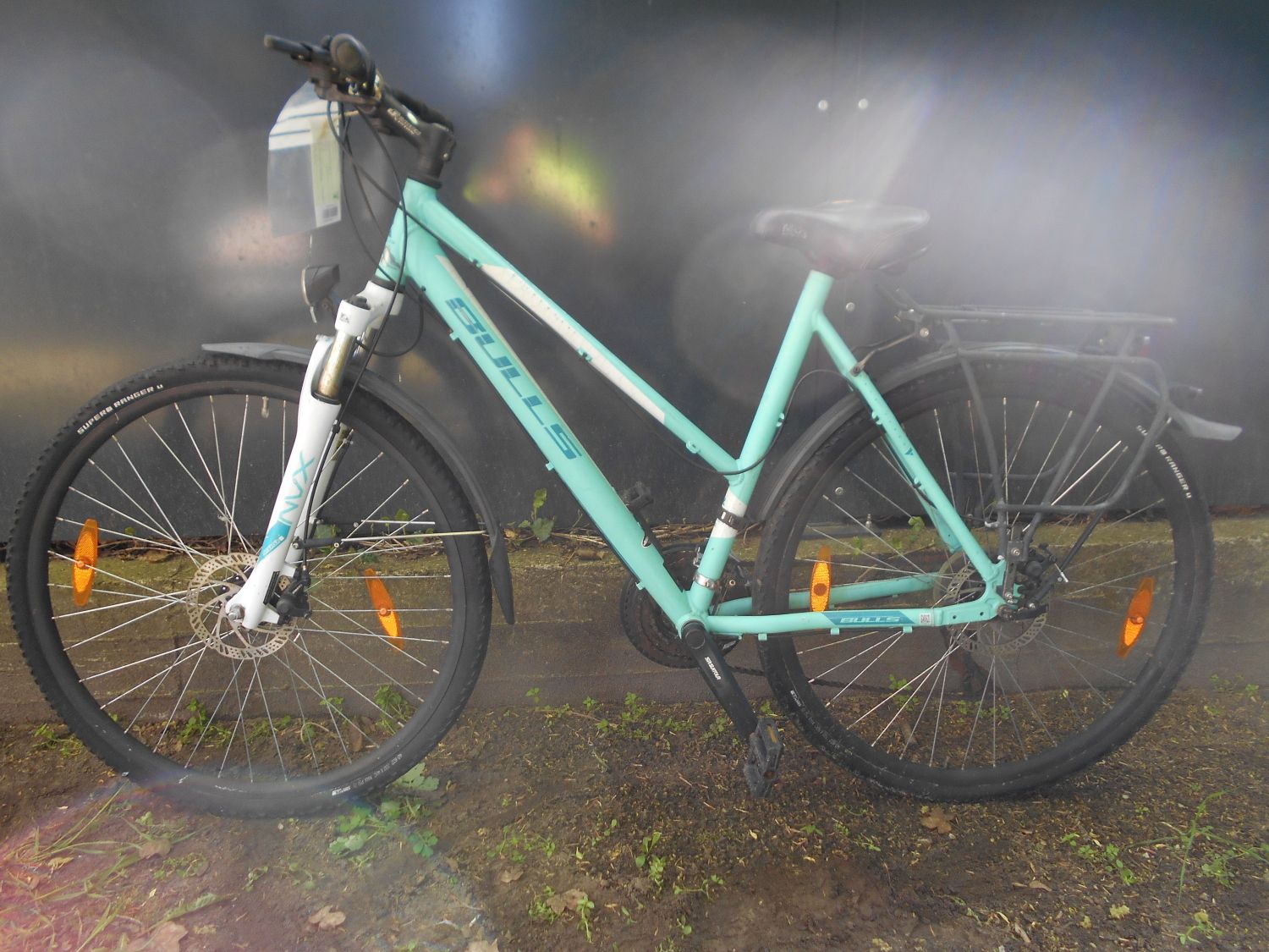 Türkisfarbenes Damenfahrrad