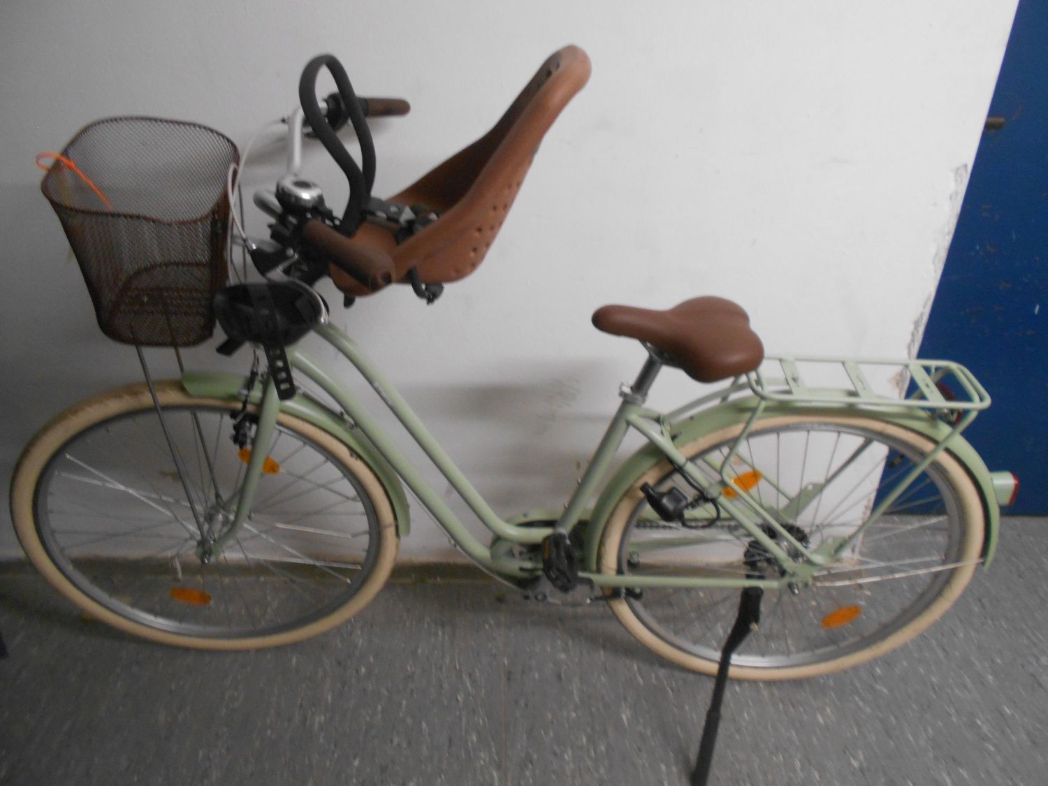 Petrolgrünes Damenfahrrad