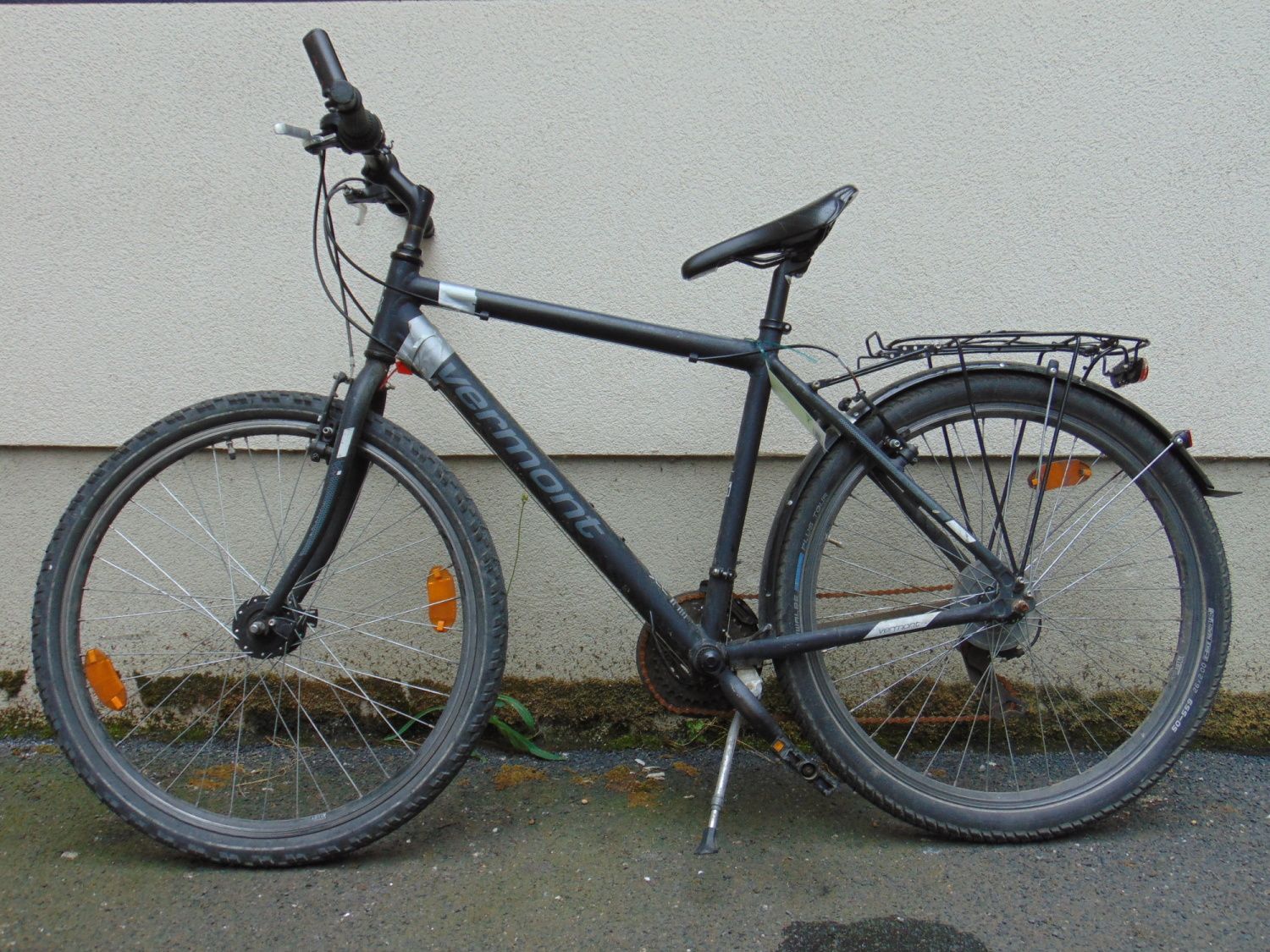 Graues Herrenfahrrad