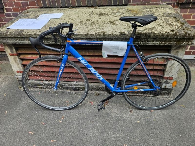 Blaues Rennrad