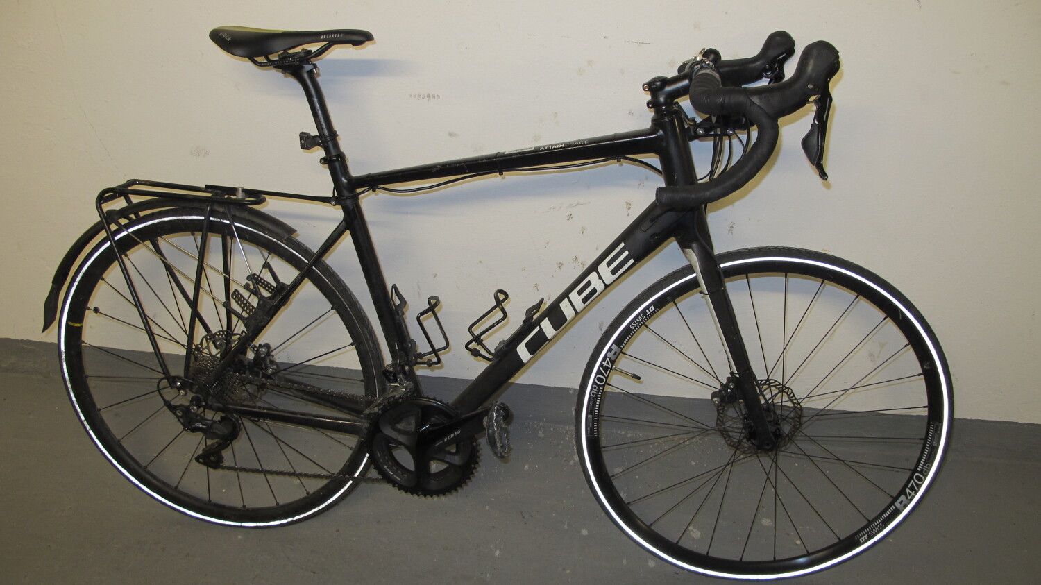 Schwarzes Herrenfahrrad