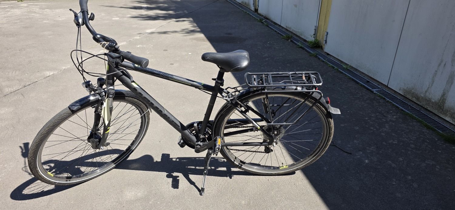 Schwarzes Citybike