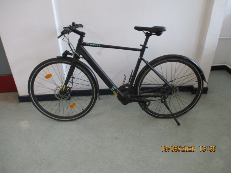 Schwarzes E-Bike