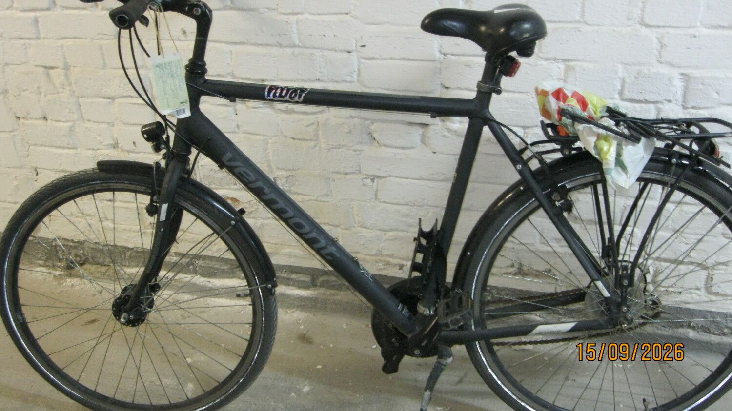 Schwarzes Herrenfahrrad