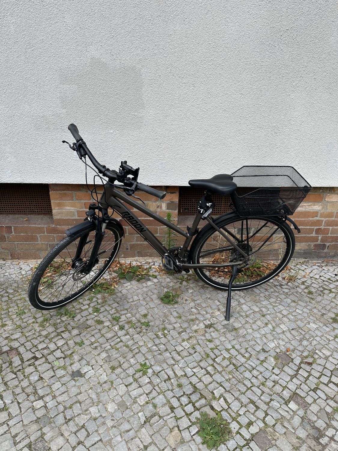Graues Damenfahrrad