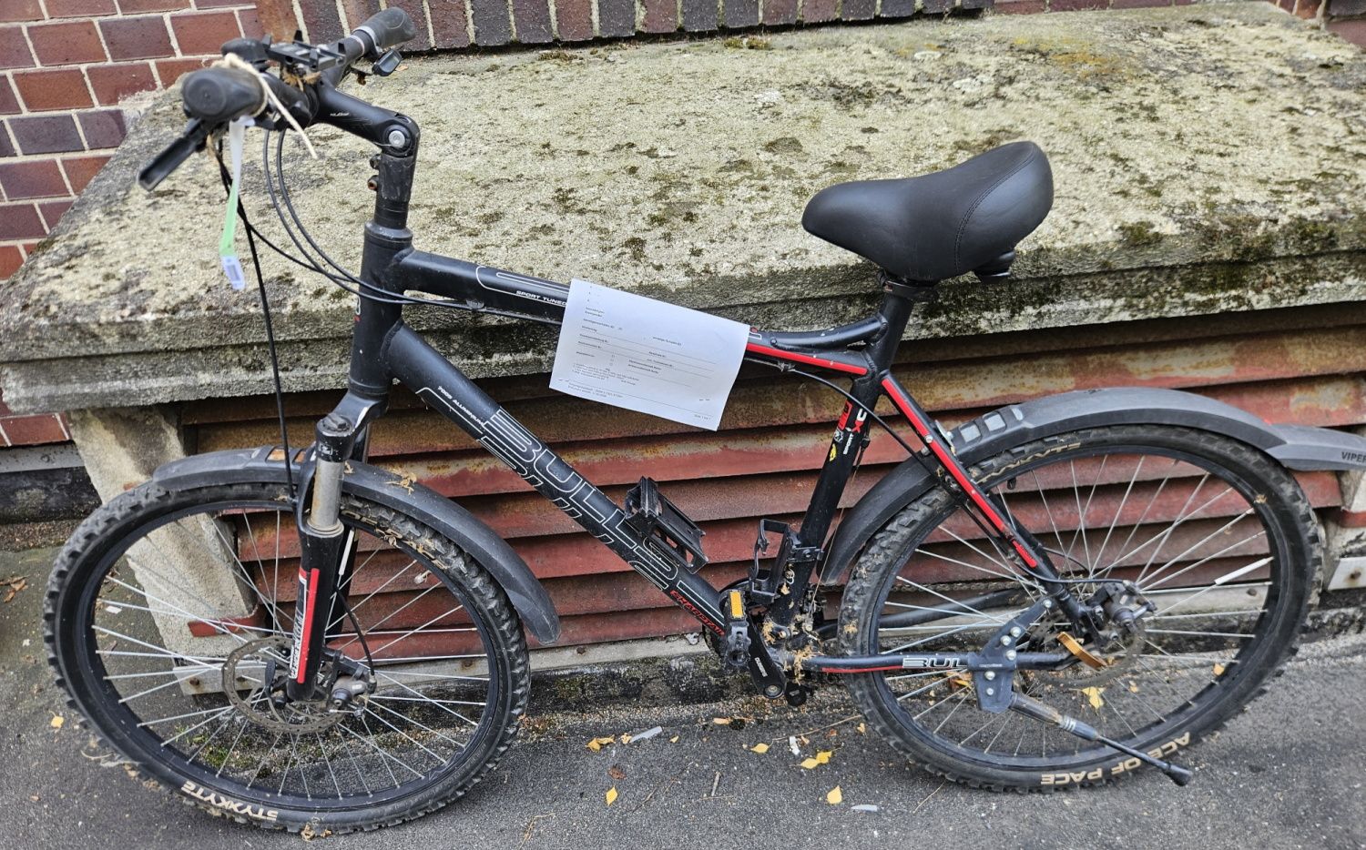 Schwarzes Fahrrad