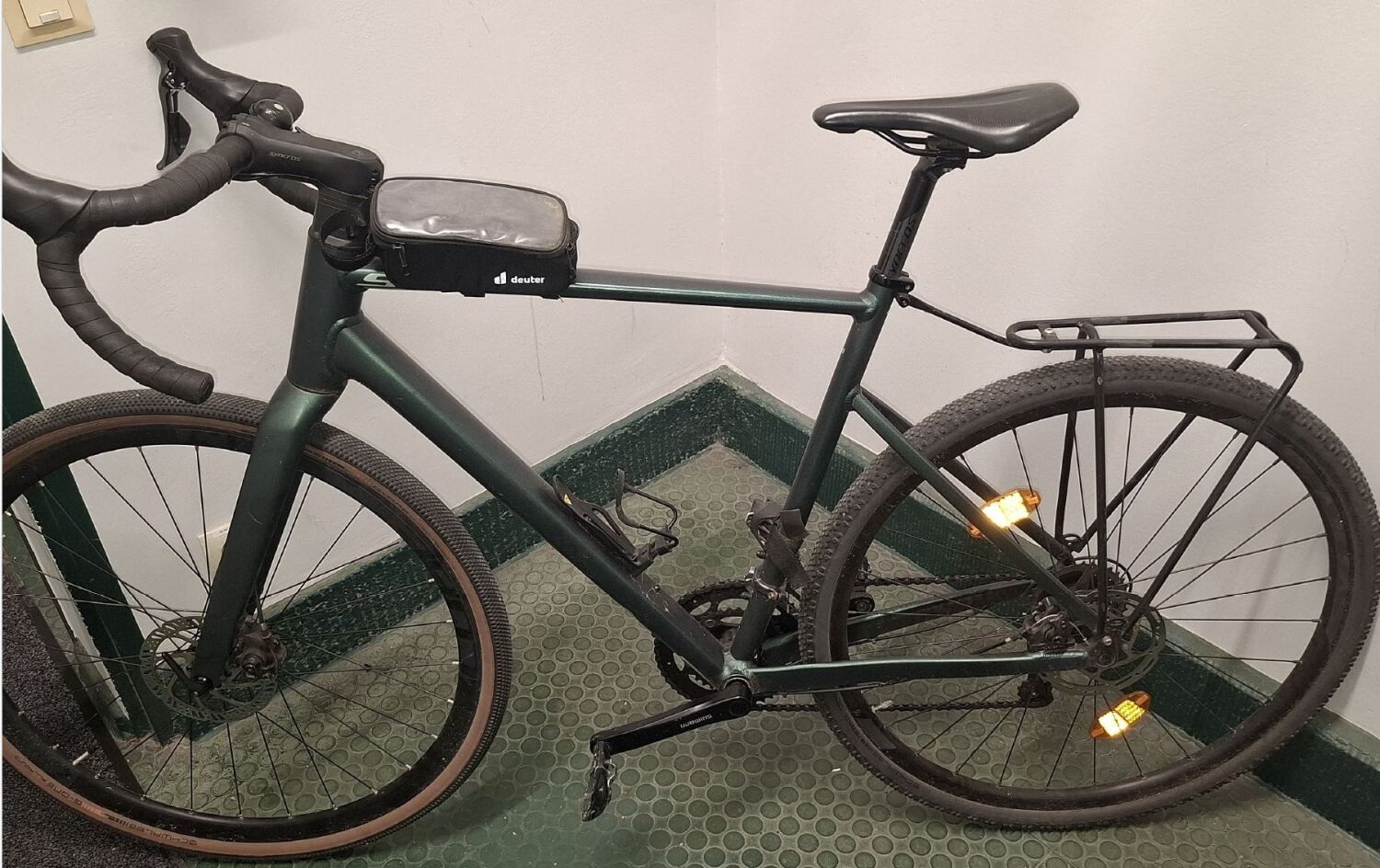 Grünes Herrenfahrrad