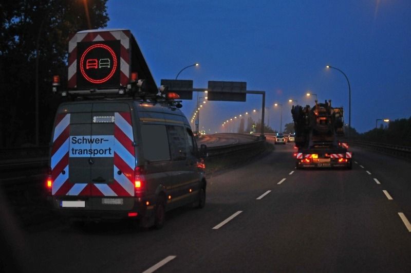 Begleitung Schwertransport