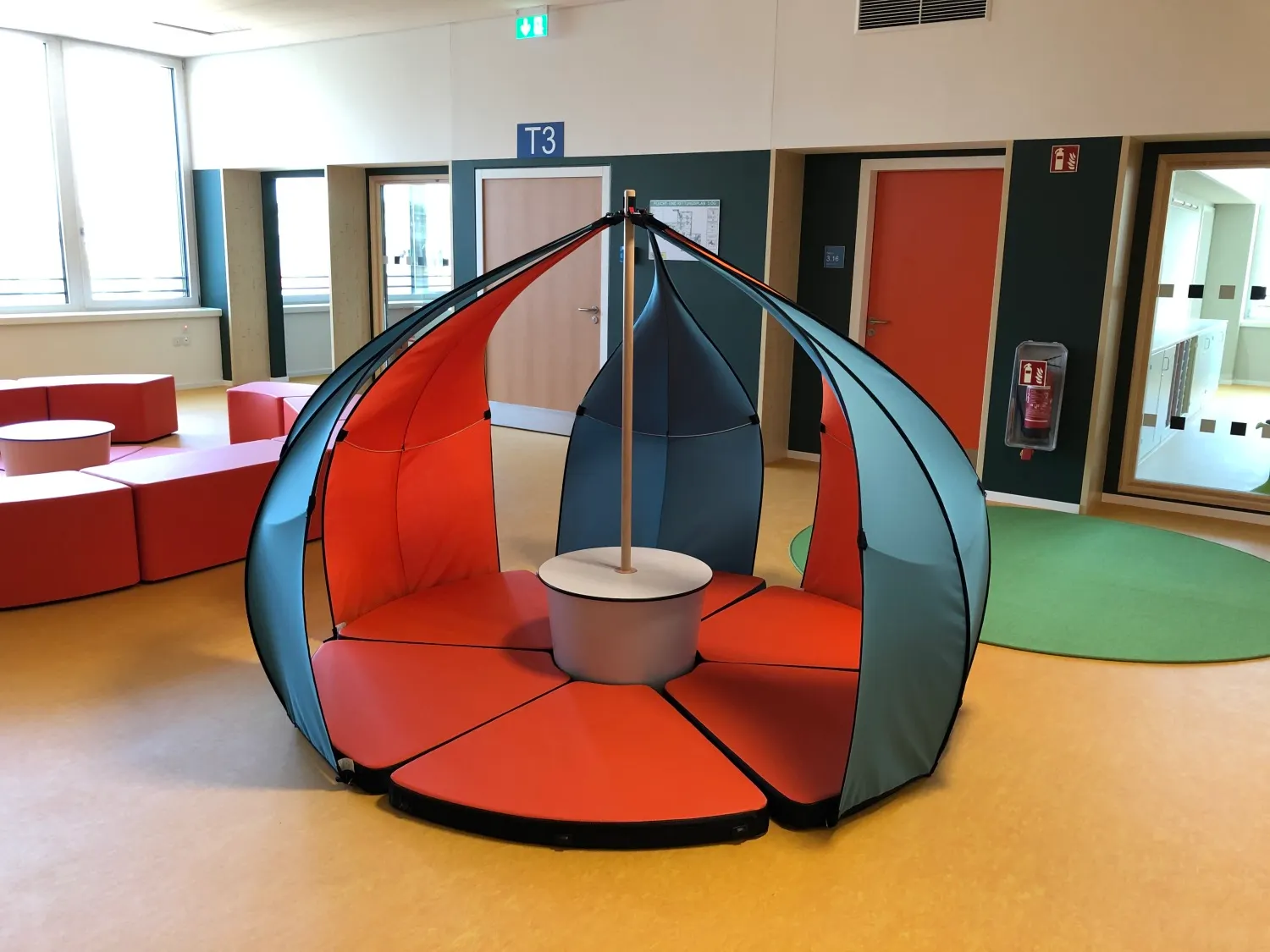 2023 Compartmentschule