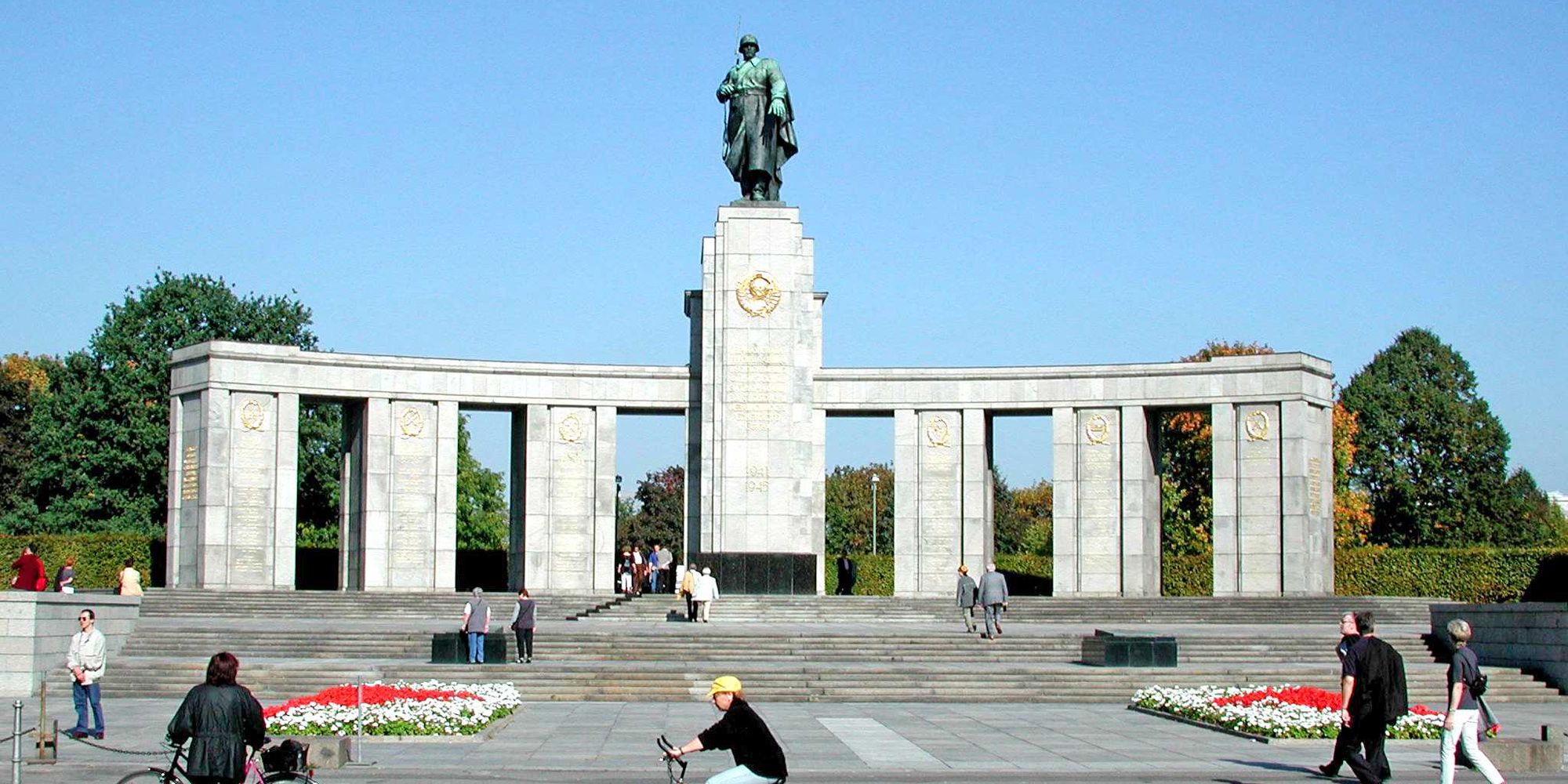 Sowjetisches Ehrenmal Tiergarten