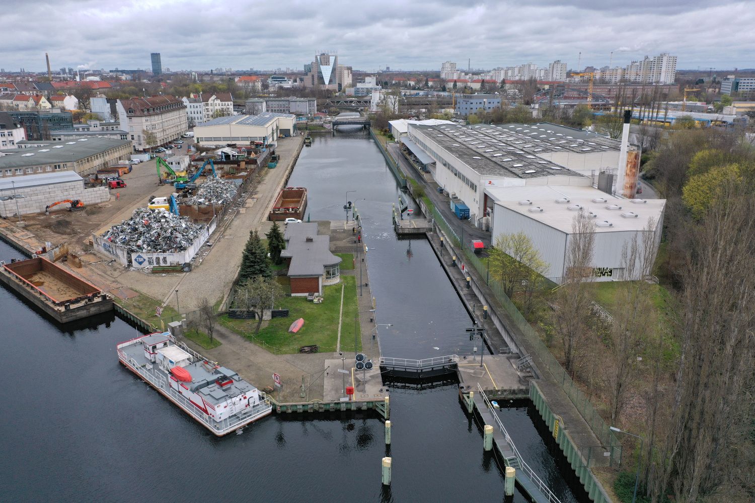 Schleuse Neukölln, April 2021